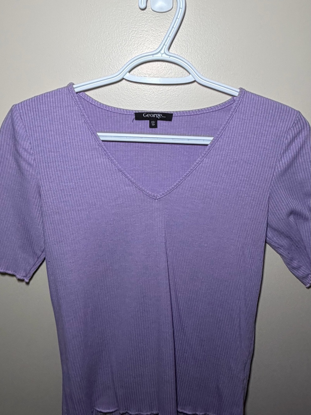 George Lavender Ribbed V-Neck Short Sleeve Tee